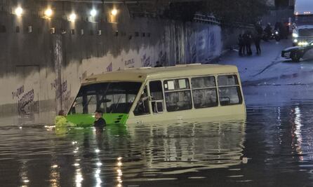 ¿Hay vialidades cerradas por lluvias? Agua bloquea pasos en importantes vialidades de CDMX