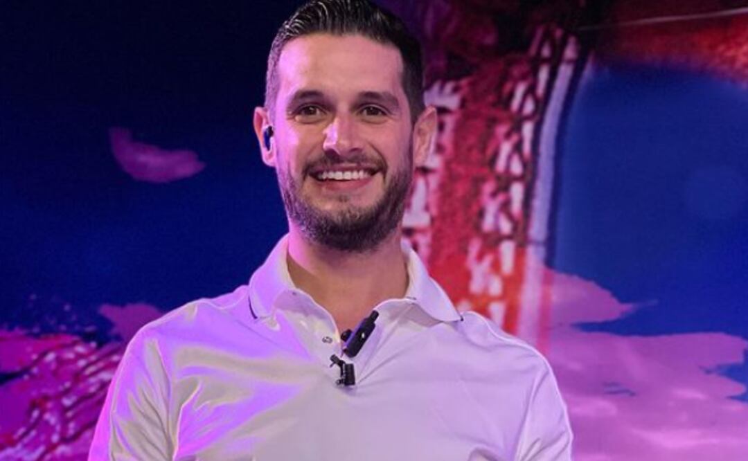 Tunden a Adrián Marcelo por encabezar peregrinación en honor a la Virgen de Guadalupe