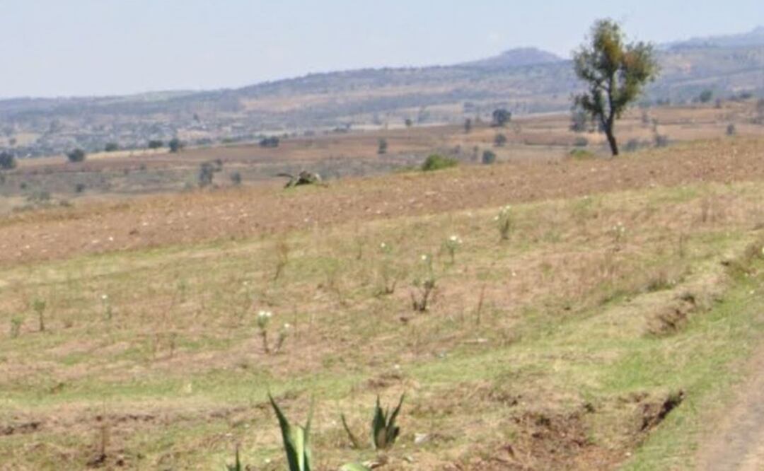 Tiran cuerpo encobijado en Chalco, vecinos dicen que ya es el pan de cada día