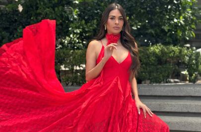 Galilea Montijo enseña pierna, escote y más con arriesgado vestido, ¿se pasó de sensual?