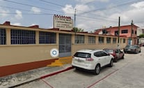 "Ayuda, me voy a morir", mujer pide auxilio tras ser baleada afuera de una escuela, en Morelos