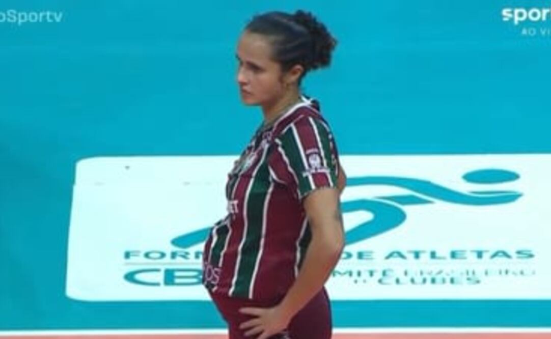 Brasileña juega embarazada (Foto: Especial))