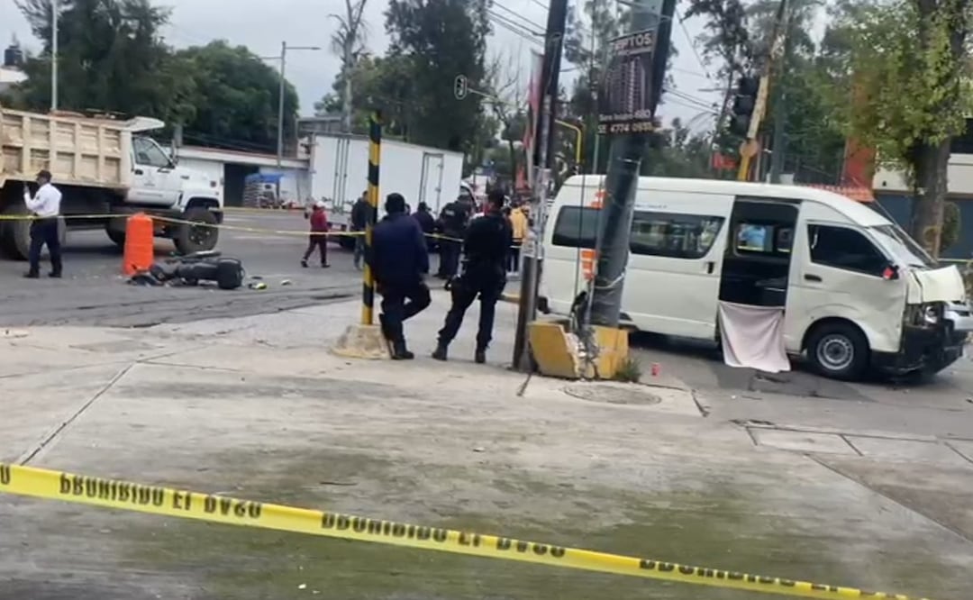 Hermanos iban rumbo al trabajo cuando una vagoneta les arrebato la vida, en Naucalpan