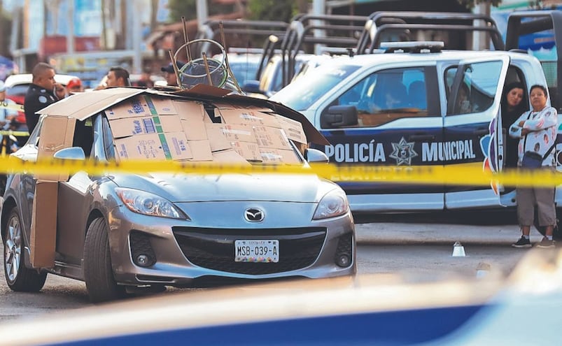 A plomazos frenan la vida de un automovilista que circulaba por calles de Ecatepec, Edomex