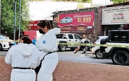 ¡Escena desgarradora! Vendedor de dulces muere aplastado por camión de basura en CDMX