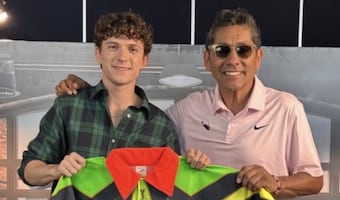 ¿Spiderman usará un diseño de Jorge Campos? Tom Holland se reúne con el portero mexicano