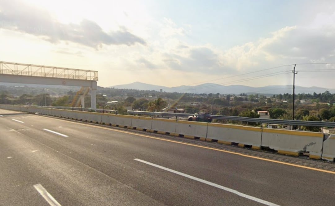 Mujer intenta cruzar la México-Puebla y muere arrollada, el conductor la deja y huye (Foto: Google Maps)