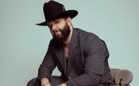 Carín León presenta "Muda", su nueva producción, abre camino a más talentos mexicanos en Las Vegas