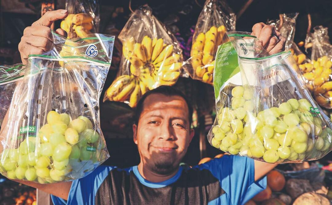 ¡ATENCIÓN! Precio de la uva para la cena de fin de año, el kilo está hasta en $250