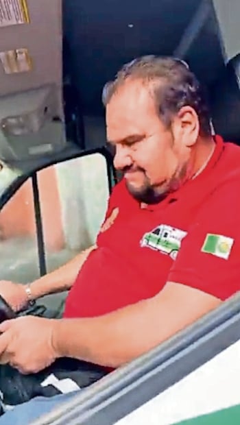 ¡De URGENCIA al MP! Chofer ebrio del IMSS arrolla a peatón y estrella ambulancia en CDMX
Foto: Especiales