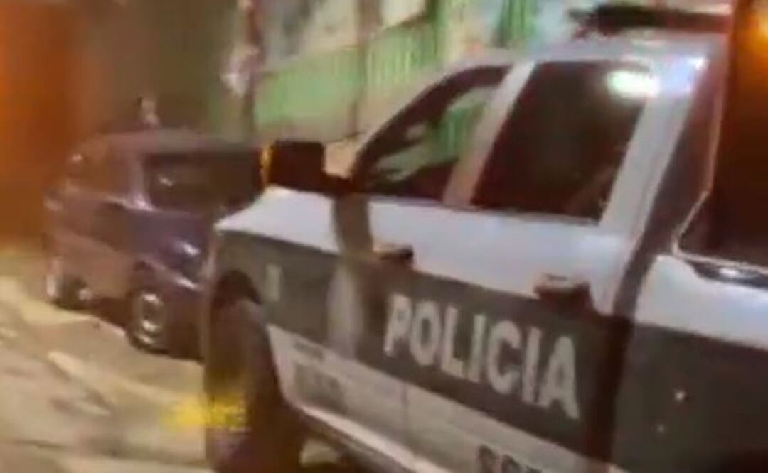 Motosicarios acribillan a quinceañero afuera de su casa, en la CDMX