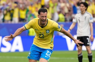 Brasil sufre, remonta a Japón y avanza a octavos, con golazo de Martinelli