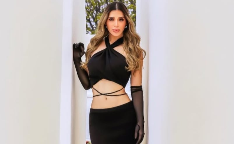 ¡Emma Coronel está aterrada! Le advirtieron que puede quedar con la boca chueca