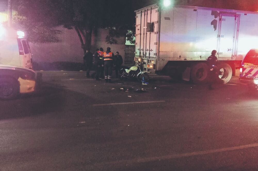 Motociclista se accidenta en la GAM. Foto: (Especial)