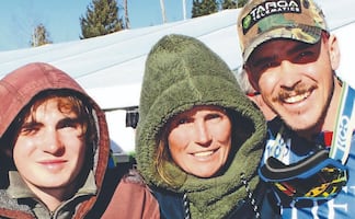 México competirá por primera vez en unos Juegos Olímpicos de invierno con madre e hijo