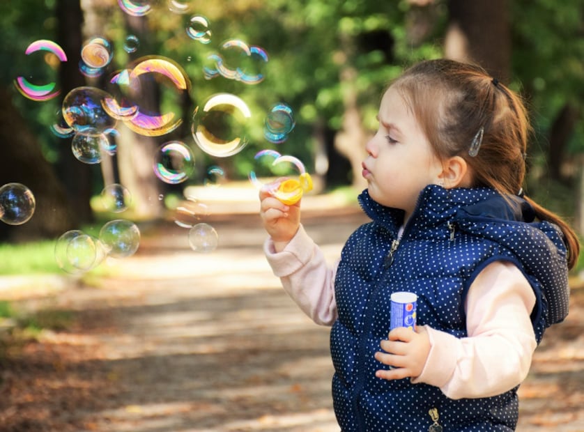 Juego de burbujas (Foto: Pixabay)