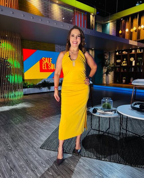 Ana María Alvarado con espectacular vestido amarillo, ideal para la primavera (Foto: Instagram)