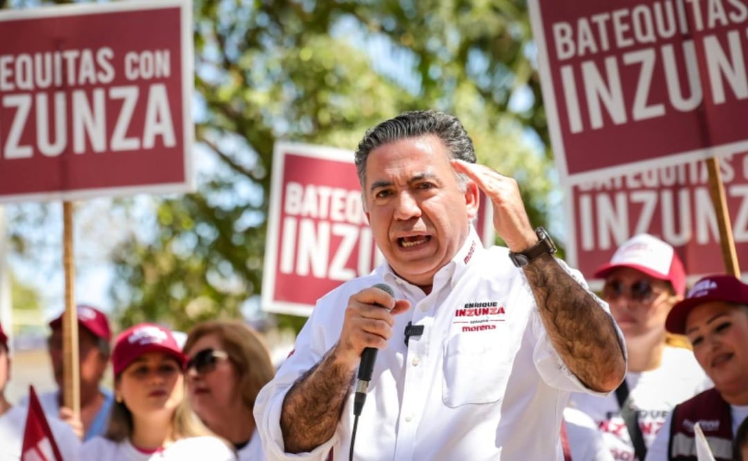 El aspirante al Senado por Morena, Enrique Inzunza, realiza un mitín en Badiraguato, Sinaloa (Archivo)