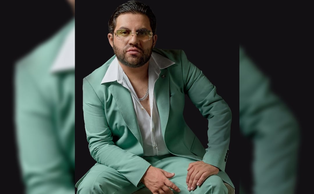 ¡Fierro pariente! Luis R. Conriquez ni se inmutó a advertencia de no cantar corridos bélicos