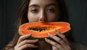 ¿Qué le pasa a tu cuerpo si comes papaya en ayunas todos los días?