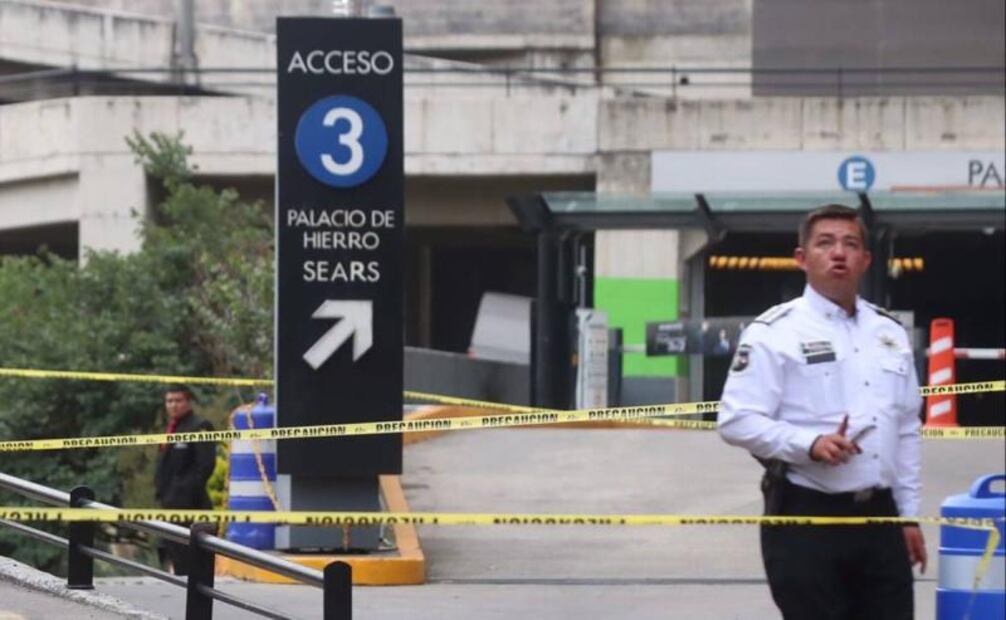 tras_retirar_dinero_de_un_cajero_dos_hombres_fueron_asesinados_en_la_plaza_paseo_interlomas.jpg