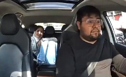 VIDEO: Mujer amenaza con señalar de acoso a chofer de app si no conduce más rápido