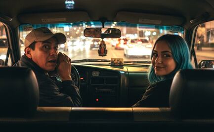 A taxista le pagan doble por aceptar que pasajeros se echaran unos “toques” en su vehículo