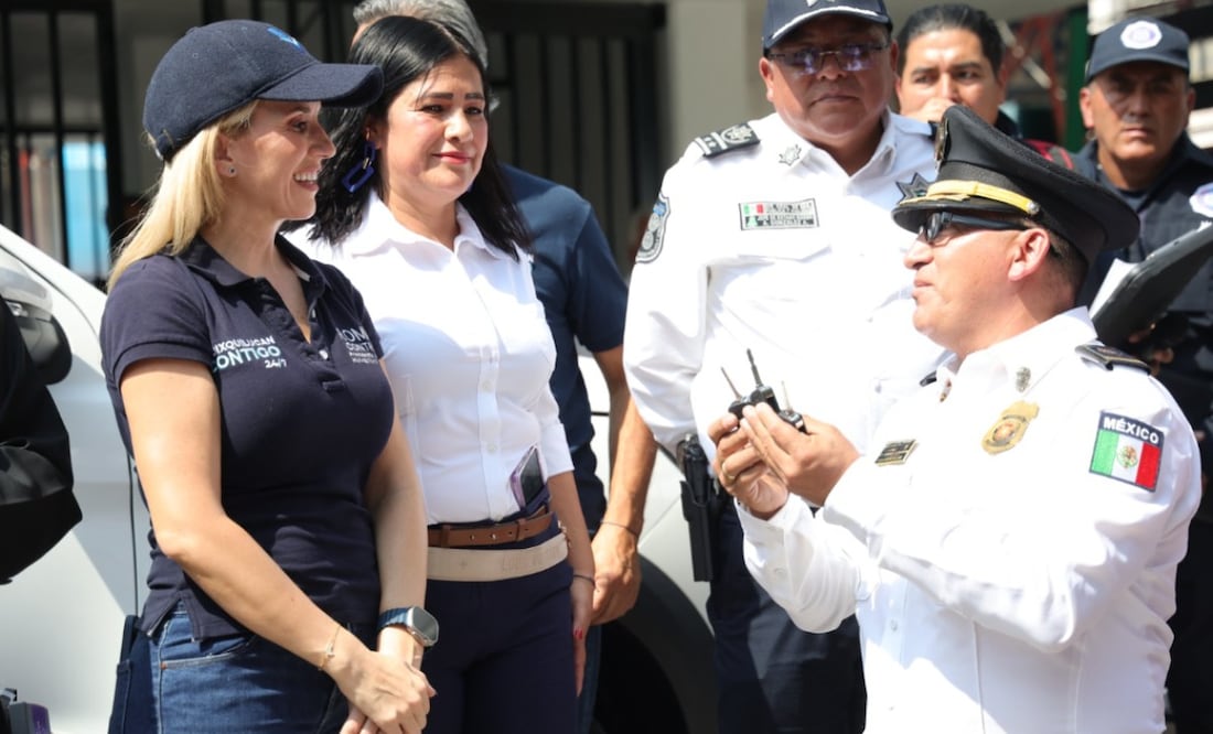 Entrega Huixquilucan unidades y equipamiento para el cuerpo de Bomberos y la Unidad de Rescate