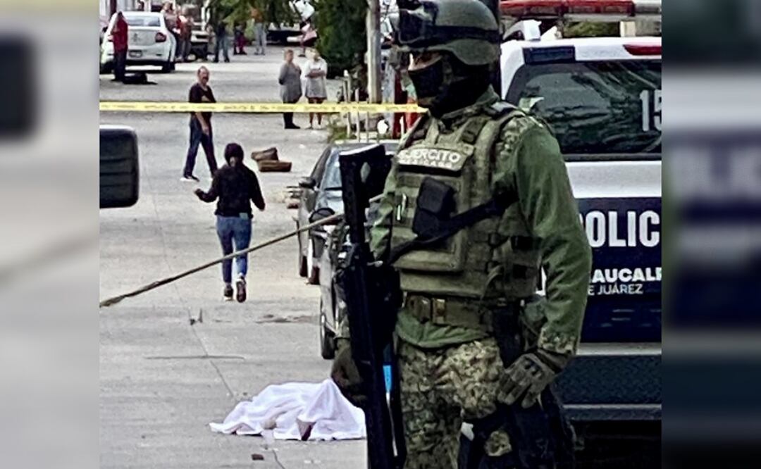 Sigue el terror en Naucalpan: ejecutan a hombre a plena luz del día