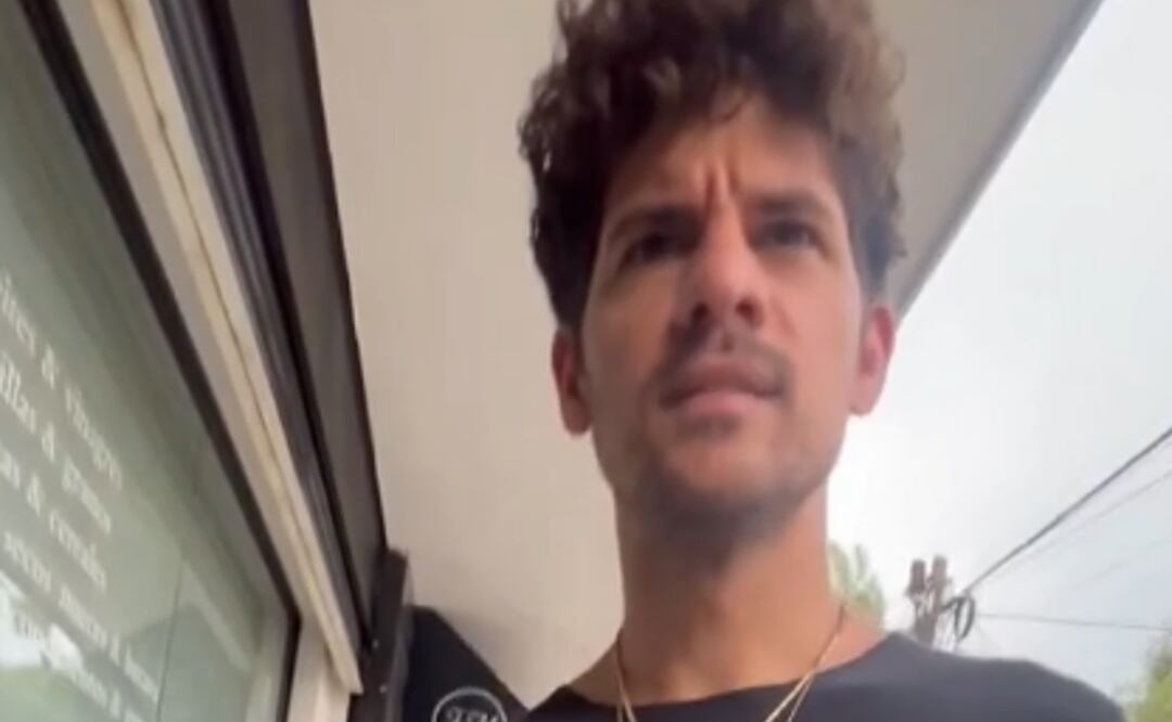 VIDEO: Actor cubano tira caca de perro en la Condesa y enfurece porque le reclaman