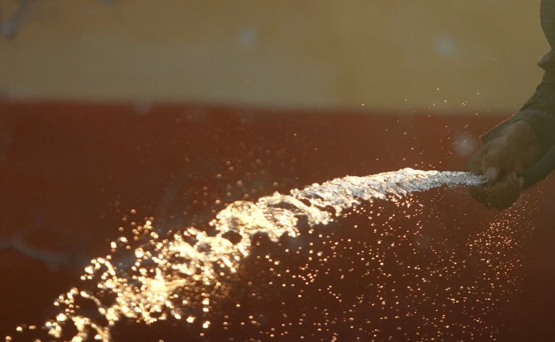 ¿Qué colonias reportaron agua con olor a combustible? Sacmex dio el visto bueno al líquido