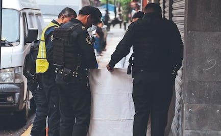 Mojada y tiesa quedó Aidé en los brazos de su novio, murió atajándose de la lluvia en el Centro CDMX