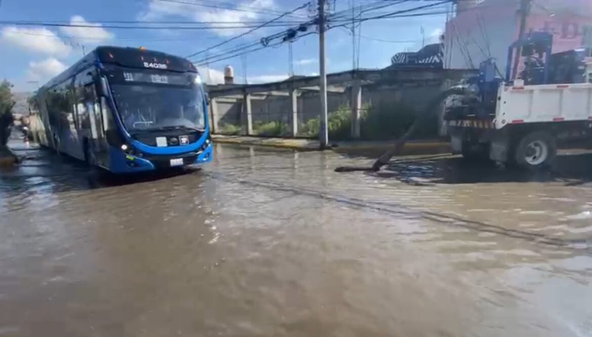 Inundación afecta Trolebús Santa Martha-Chalco (Foto: Captura de Video)