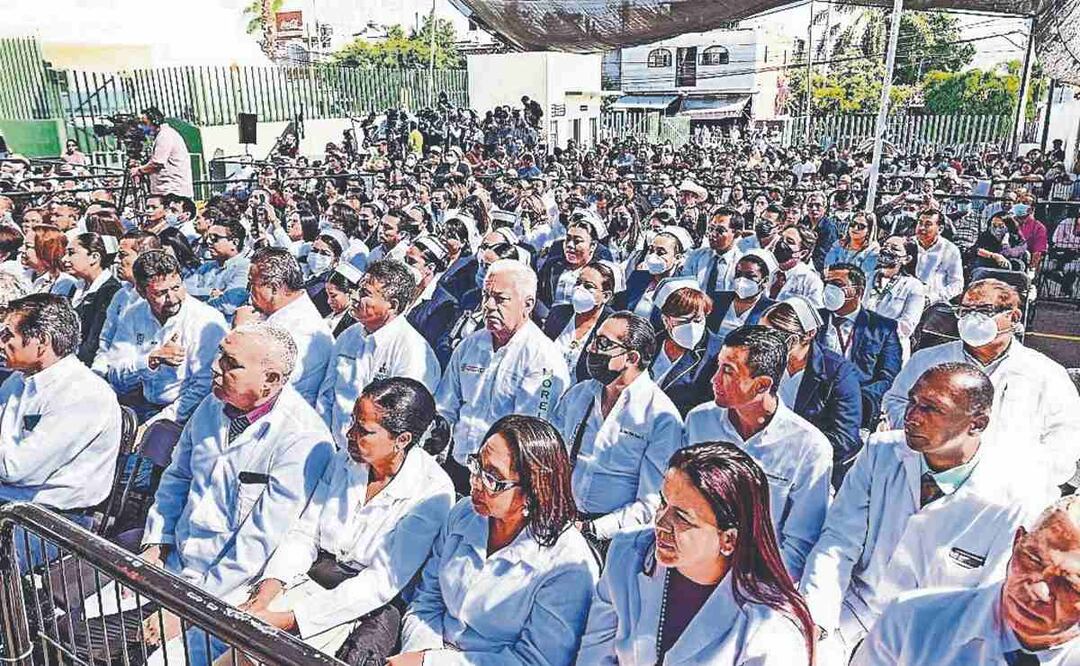 IMSS-Bienestar gastó 272 millones en hospedaje y transporte para médicos cubanos