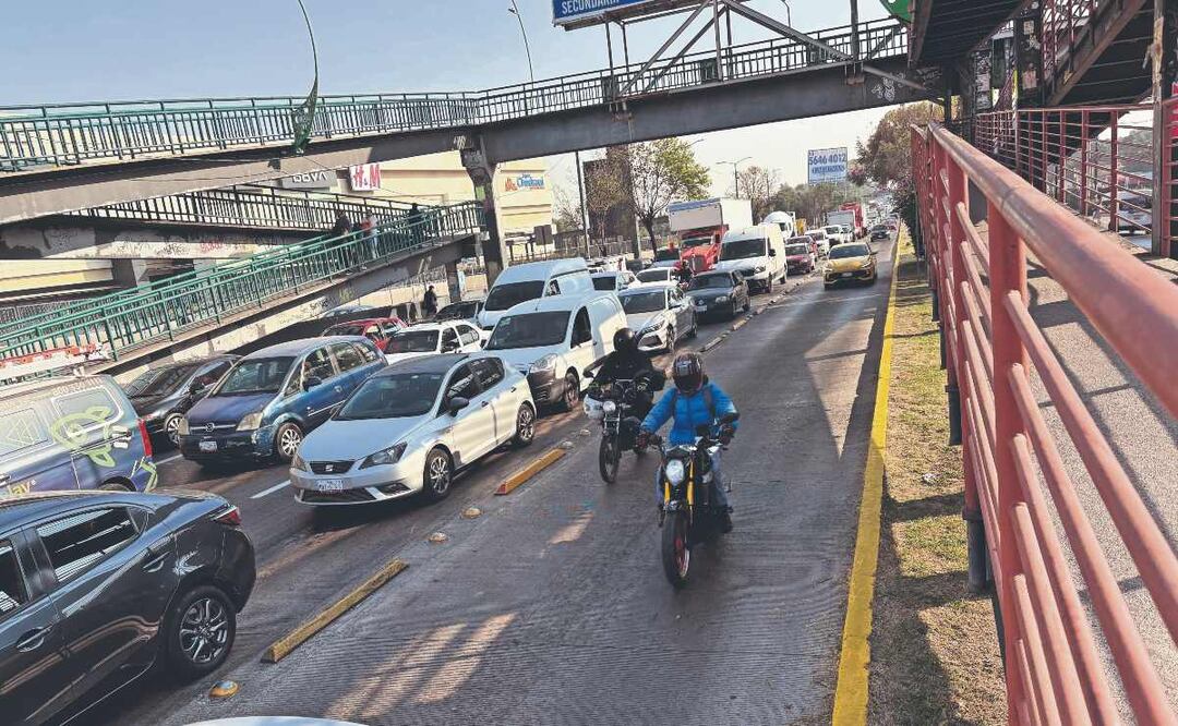 Foto: Emilio Fernández (Mexibús: Continúan invasiones de carril confinado pese a multas)
