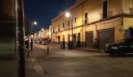 Matan de 8 balazos a hombre en el Centro CDMX; cámaras captan huida de homicidas en moto