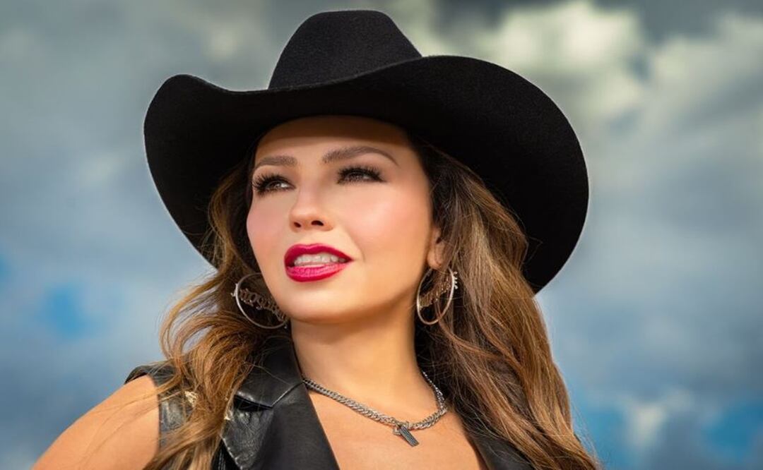 Thalía se pone belicona con nuevo álbum tumbado y la crítica no la perdona