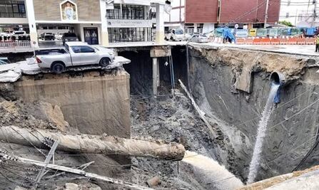 ¿Iztapalapa eres tú? Se abre megasocavón en Tailandia