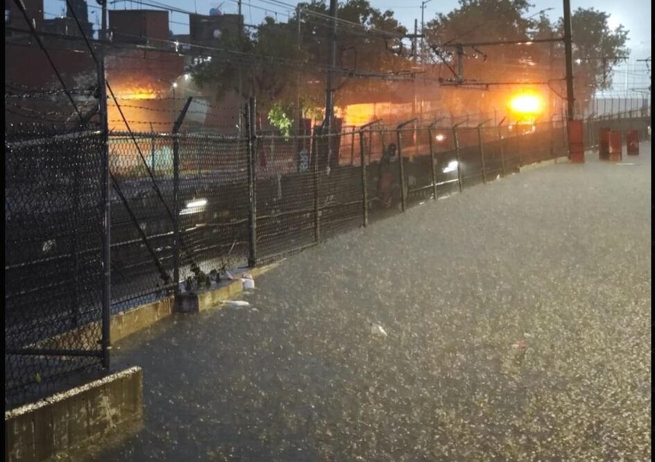 Foto: Especiales (Tormenta en CDMX: Caos en Metro, AICM y oriente de la ciudad por lluvias intensas)