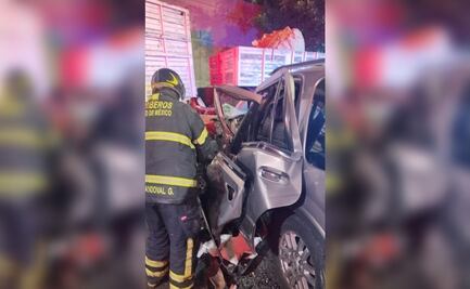 Mujer muere tras fuerte choque en Iztapalapa, el copiloto alcanzó a descender de la camioneta