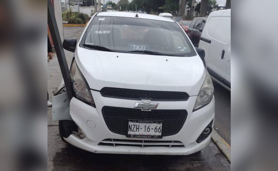 Foto: Especiales (Taxista muere infartado mientras circulaba sobre Avenida Central, en Ecatepec )