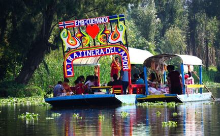 Guía para visitar Xochimilco: Precios oficiales de las trajineras y recomendaciones