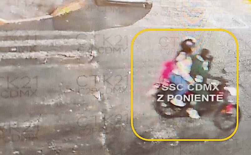 Lo matan de un balazo mientras cenaba con su novia en puesto de quesadillas, en la CDMX