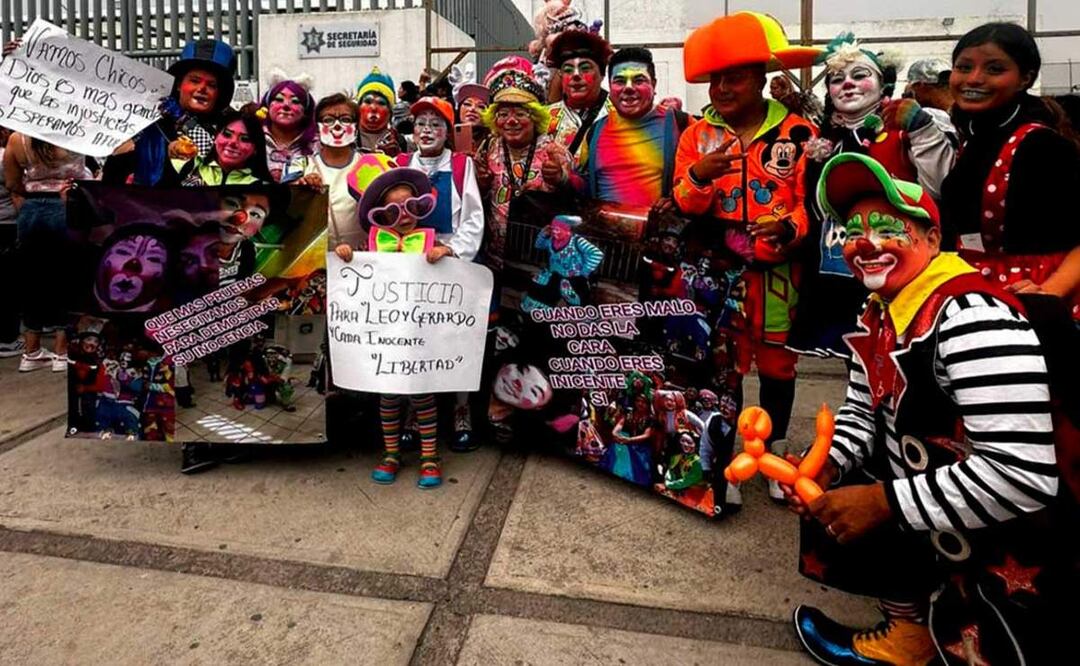 Realizan velada pacífica para pedir la libertad de Tamborín y Tony Pecas en Neza