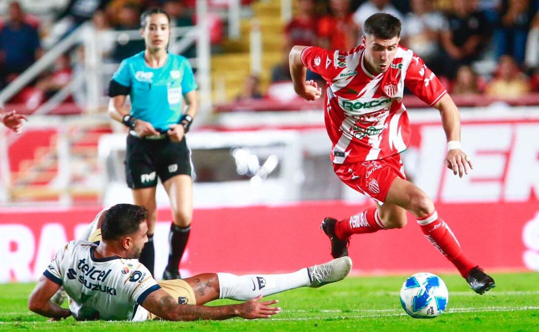 Necaxa vence a Pumas y les regalan su tercera derrota consecutiva
