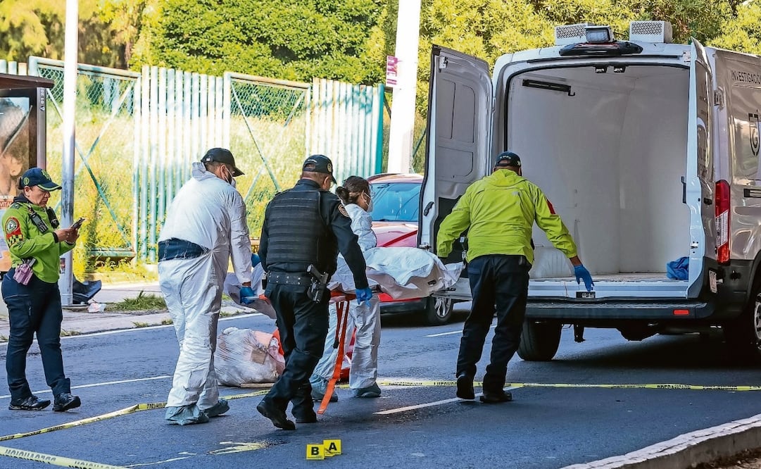 Un hombre de la tercera edad murió tras ser atropellado sobre avenida Carlos Lazo, frente a Expo Santa Fe, en la alcaldía Cuajimalpa. Foto: Osmar Alvarado / EL GRÁFICO