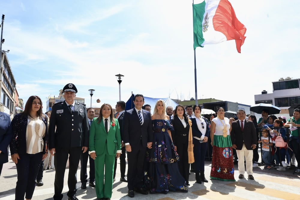 Huixquilucan presume desfile patrio con miles de asistentes y saldo blanco. Foto: (Especial)