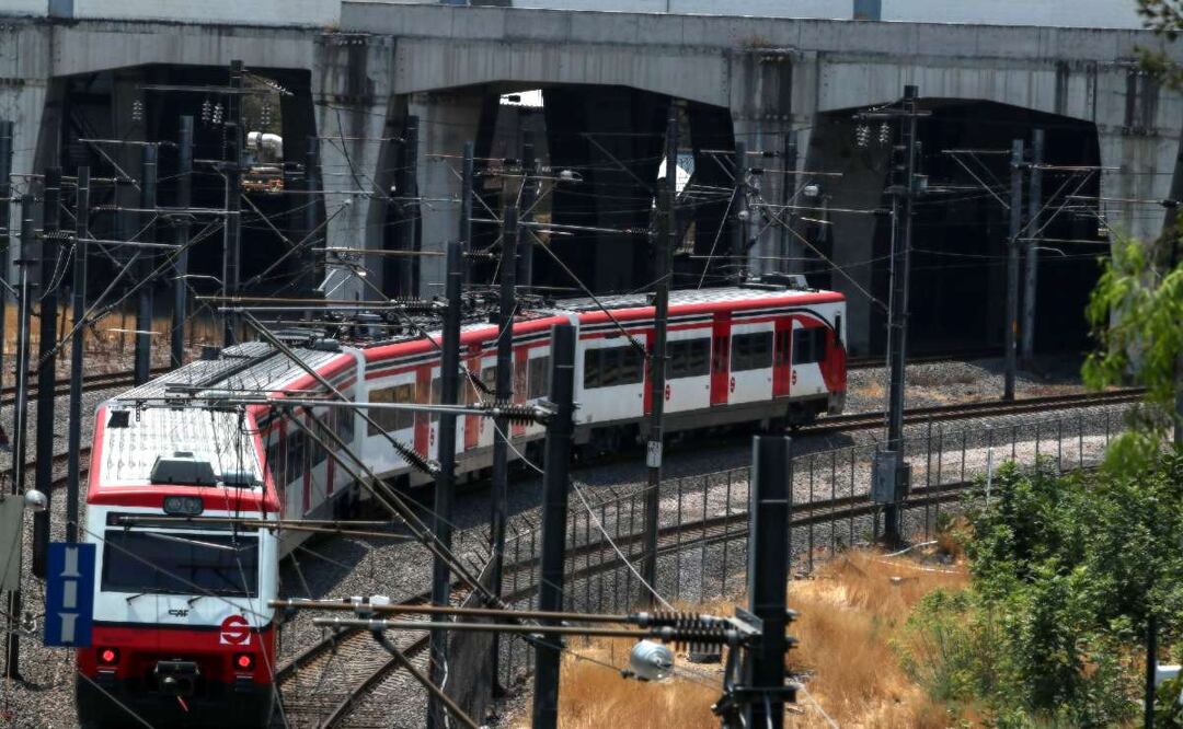 Foto: Cuartoscureo (Tren Suburbano: Maniobras afectarán traslados en regreso a clases ¿cuándo se normalizará el servicio?)