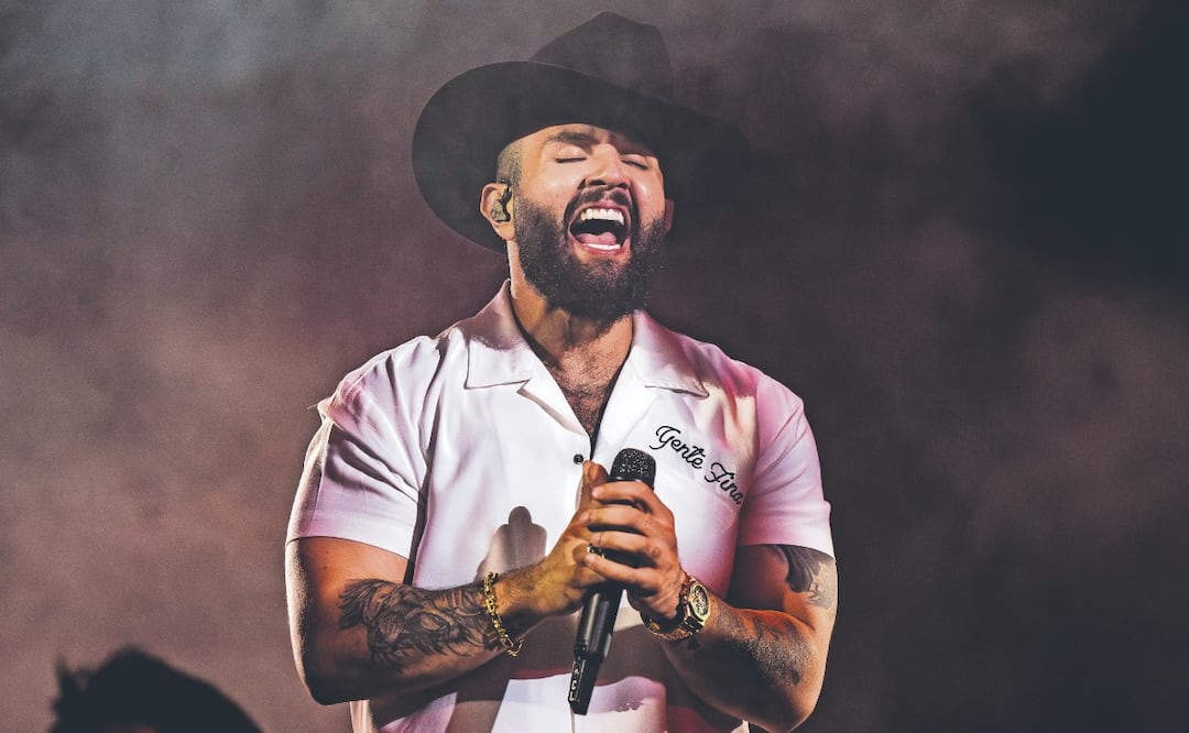 Carín León lleva la “Boca Chueca” de gira por Europa, hace su debut en Madrid