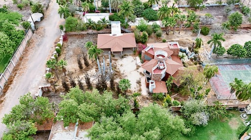 La finca que hundió a Rocha Moya y desató la guerra entre "Los Chapitos" y "La Mayiza"